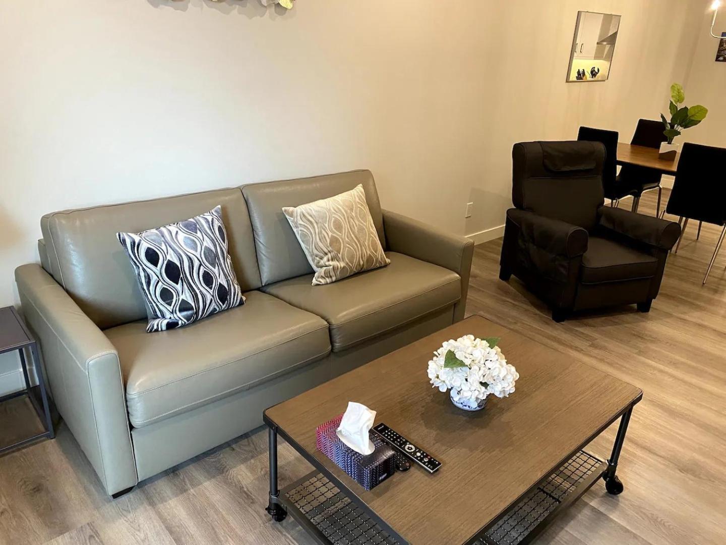Luxury Unit In The Heart Of Canmore Exterior photo