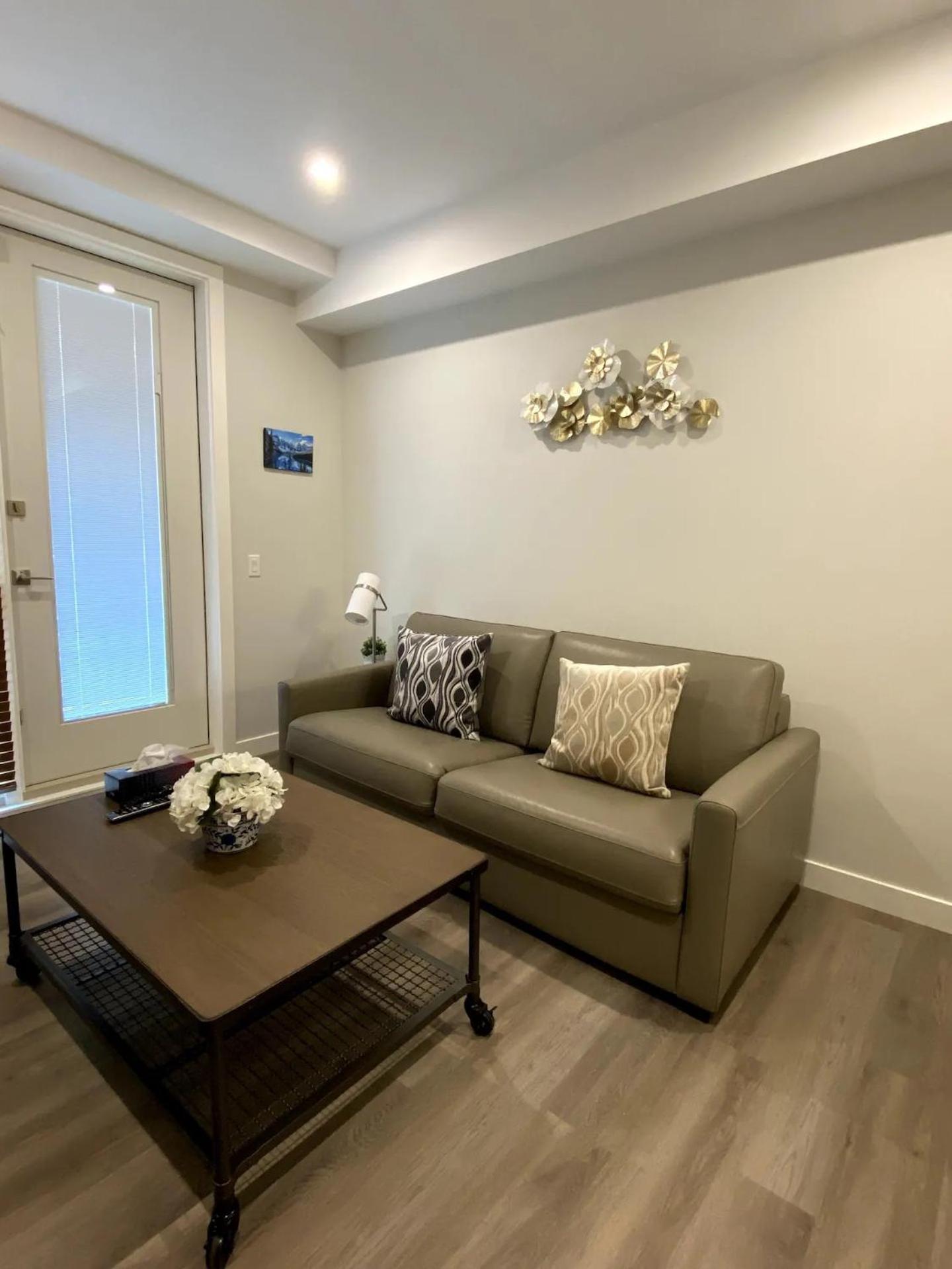 Luxury Unit In The Heart Of Canmore Exterior photo